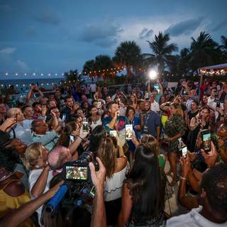 Sole Beachside Concert