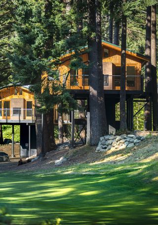 Skamania Treehouses
