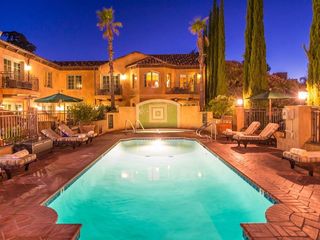 Hotel Los Gatos | Pool area