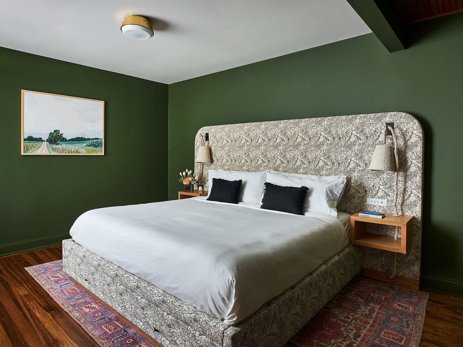 Hotel Zeppelin | Your Iconic Stay in the Heart of San Francisco