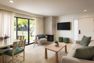 Silverado Resort's living room.