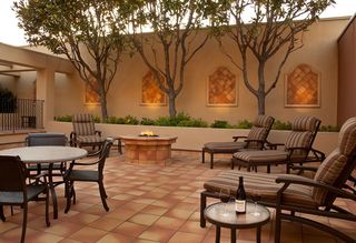 Outdoor Fire Pit & Courtyard