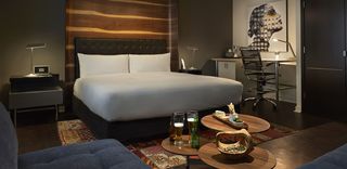 Hotel Zetta Guestroom