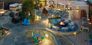 Hotel Zephyr Courtyard